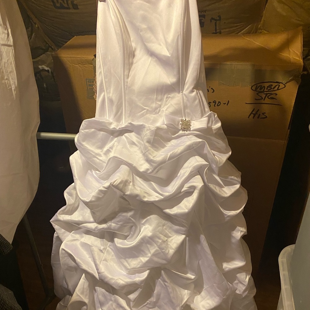 Elegant Wedding dress used for Senior year Cotillion!